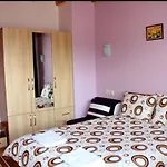Сasa de vacaciones илиеви , цигов чарк Batak