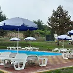 Сasa de vacaciones илиеви , цигов чарк Batak